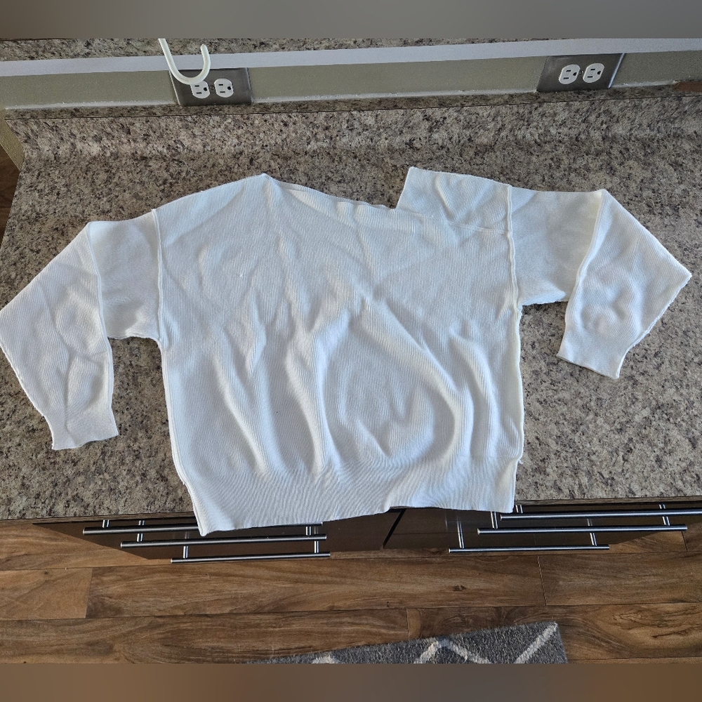 EUC LINE & DOT CREAM FAVORITE SWEATER, RIBBED, MEDIUM